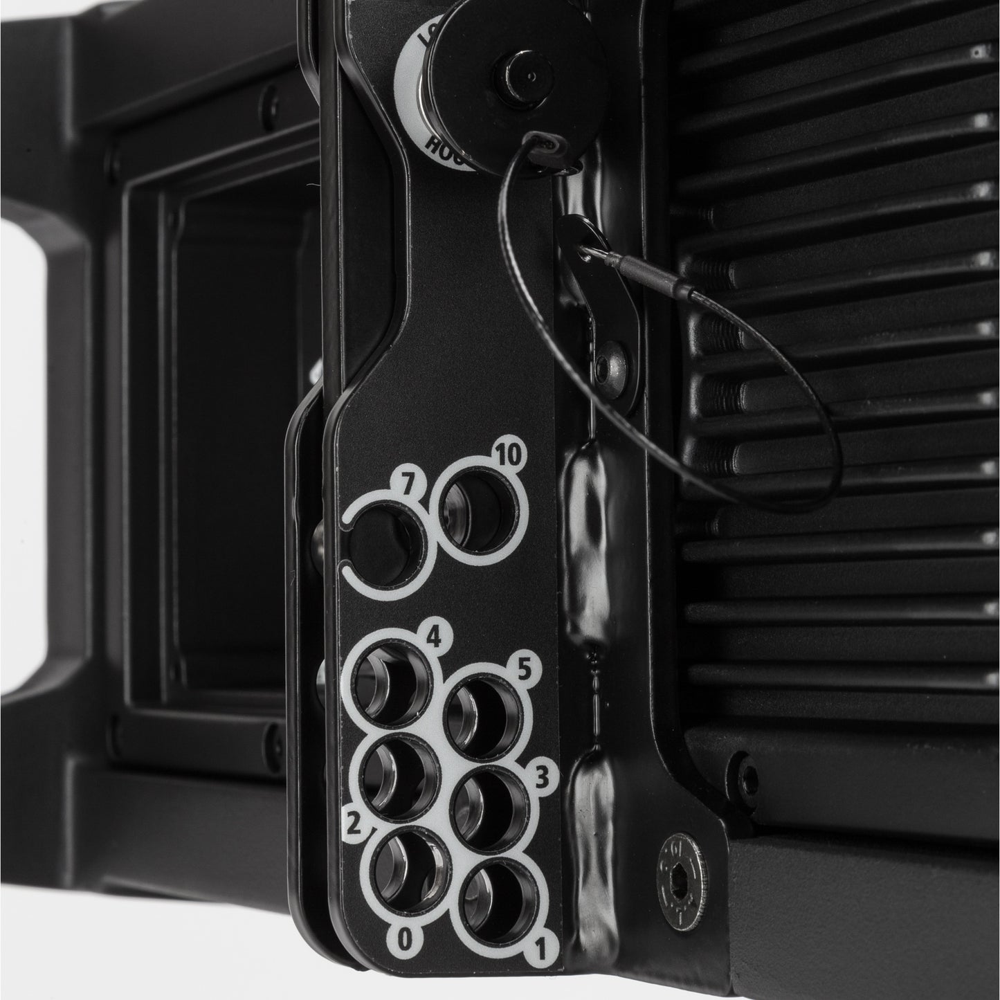 Active 1400W Dual 6" Compact 2-Way Line Array
